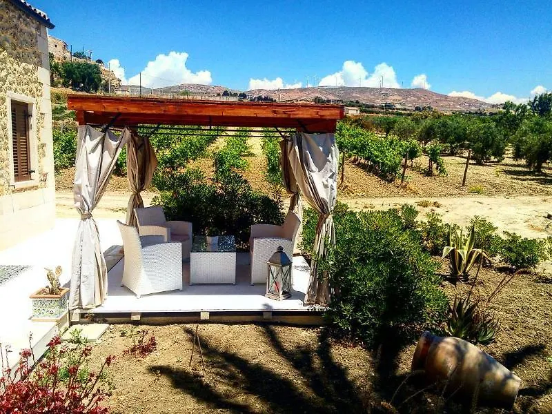 Resort Borgo Giallonardo Wine Relais