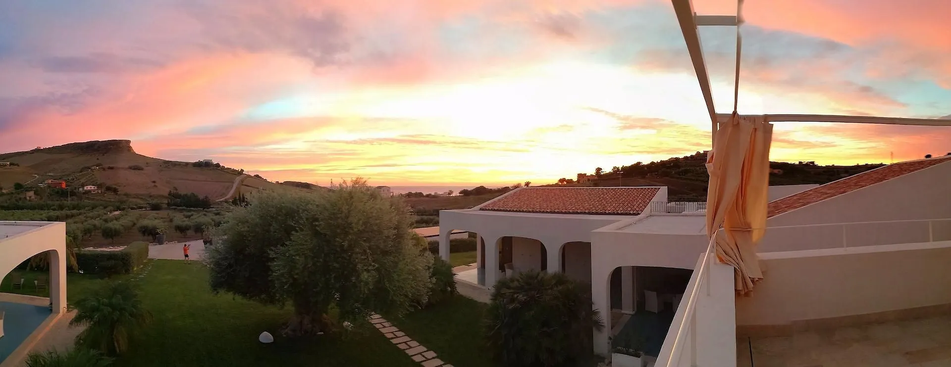 Borgo Giallonardo Wine Relais 2*, Realmonte Italy