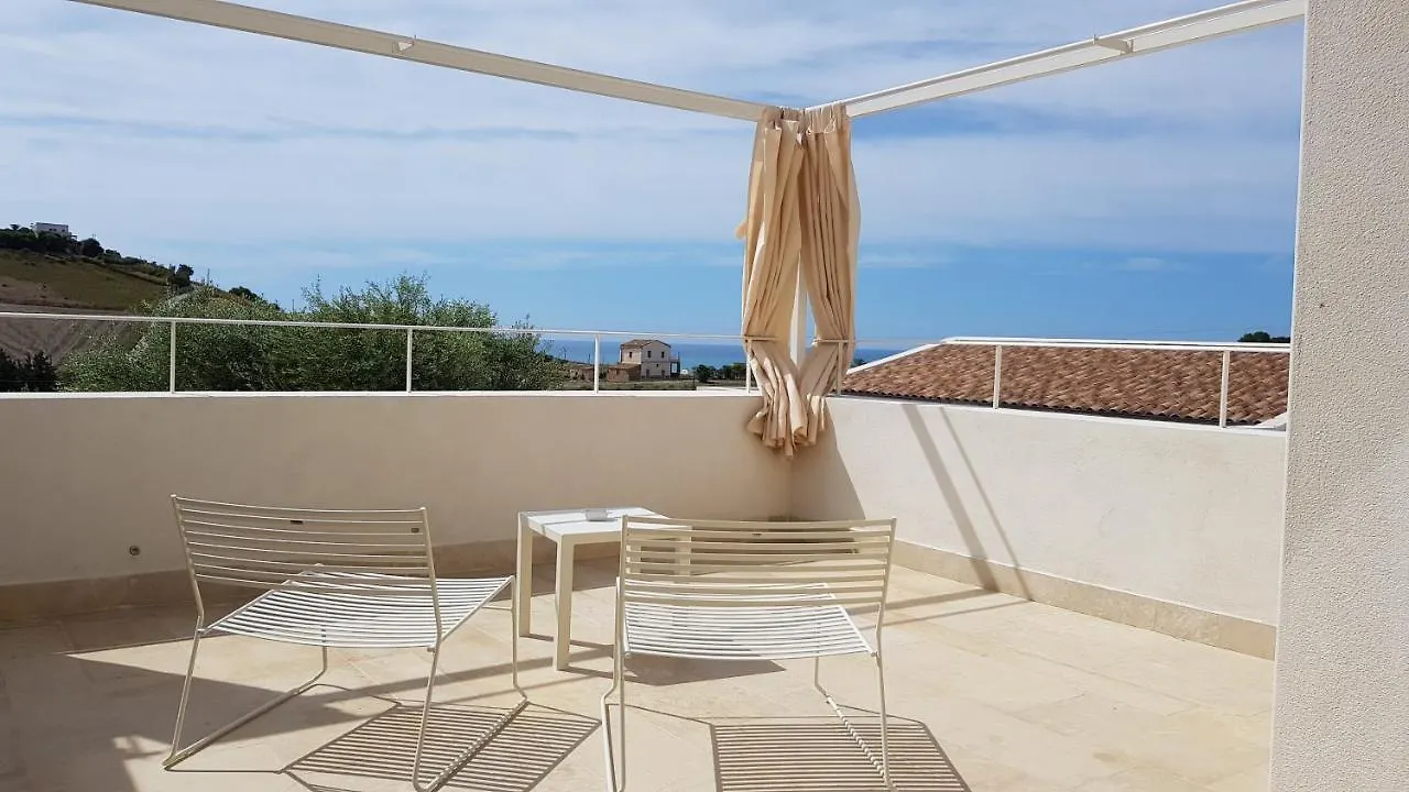 Resort Borgo Giallonardo Wine Relais